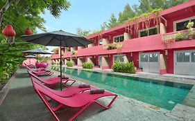 Pinkcoco Gili Trawangan - Constant Surprises - For Cool Adults Only